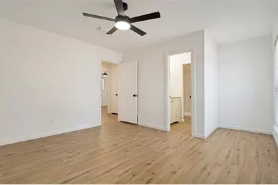 502 Brian Drive, Grand Prairie, TX 75052 - Photo 16