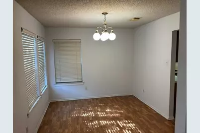 606 Squaw Creek Court, Arlington, TX 76018 - Photo 6