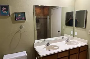 606 Squaw Creek Ct, Arlington, TX 76018 - Photo 12