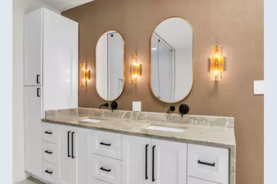 2856 Peninsula Drive, Grapevine, TX 76051 - Photo 24