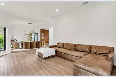 2856 Peninsula Drive, Grapevine, TX 76051 - Photo 6