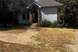 1011 W Walker St, Denison, TX 75020 - Photo 10