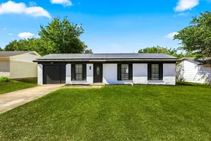 865 Stanford Dr, Lancaster, TX 75134 - Photo 1