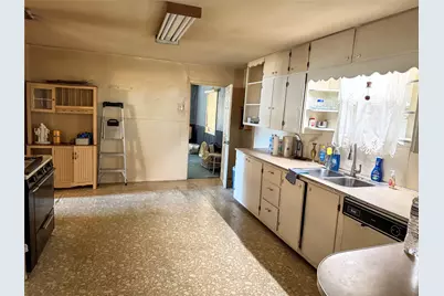 504 S Hall Street, Montague, TX 76251 - Photo 10