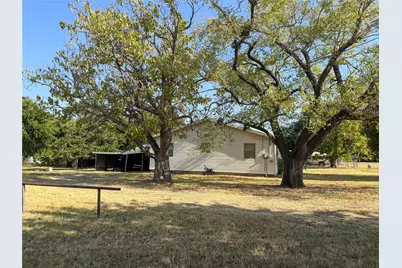 504 S Hall Street, Montague, TX 76251 - Photo 26
