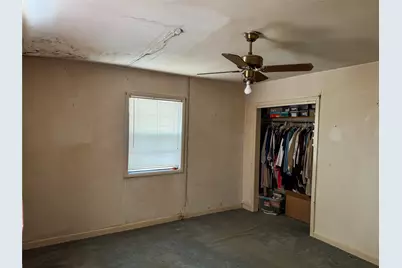 504 S Hall Street, Montague, TX 76251 - Photo 6
