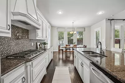 403 Clear Creek Drive, Mansfield, TX 76063 - Photo 14