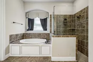 403 Clear Creek Dr, Mansfield, TX 76063 - Photo 22