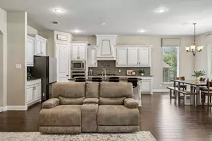 403 Clear Creek Dr, Mansfield, TX 76063 - Photo 10
