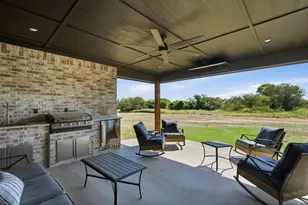 1047 Pioneer Xing, Weatherford, TX 76088 - Photo 32