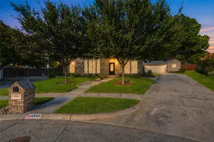 8809 Hedge Row Ct, North Richland Hills, TX 76182 - Photo 4
