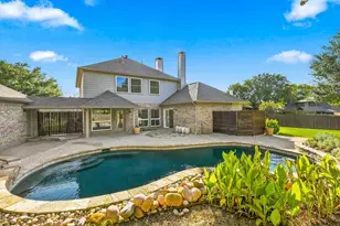 8809 Hedge Row Ct, North Richland Hills, TX 76182 - Photo 34