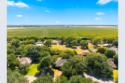 512 Meadowland Drive, Waco, TX 76657 - Photo 34