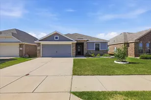 7533 Pleasant Oaks St, Fort Worth, TX 76120 - Photo 2