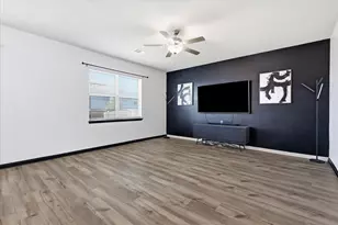 7533 Pleasant Oaks St, Fort Worth, TX 76120 - Photo 22