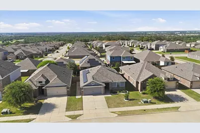 7533 Pleasant Oaks Street, Fort Worth, TX 76120 - Photo 30