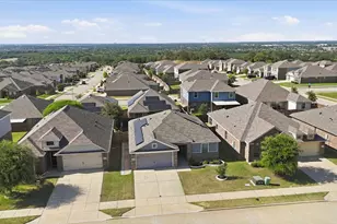 7533 Pleasant Oaks St, Fort Worth, TX 76120 - Photo 30