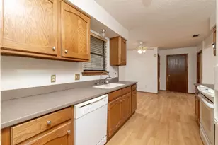 211 Oak Ct, Springtown, TX 76082 - Photo 20