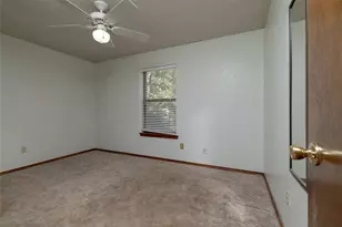211 Oak Ct, Springtown, TX 76082 - Photo 28