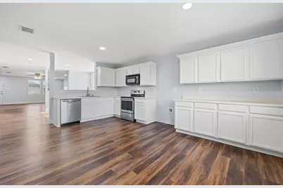 2601 Shorewood Drive, Little Elm, TX 75068 - Photo 10