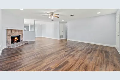 2601 Shorewood Drive, Little Elm, TX 75068 - Photo 4