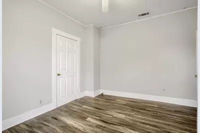 520 E Day Street, Denison, TX 75021 - Photo 16