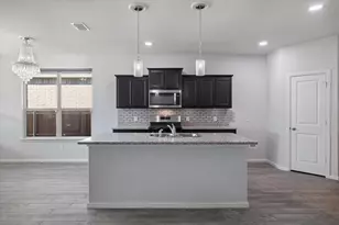413 Drowsy Water Trl, Fort Worth, TX 76131 - Photo 6