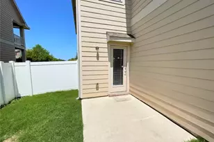 712 Whitemarsh Dr, Aubrey, TX 76227 - Photo 16