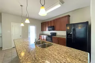 712 Whitemarsh Dr, Aubrey, TX 76227 - Photo 8