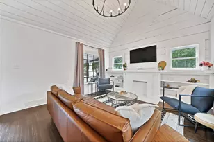 124 E 6th St, Dallas, TX 75203 - Photo 6