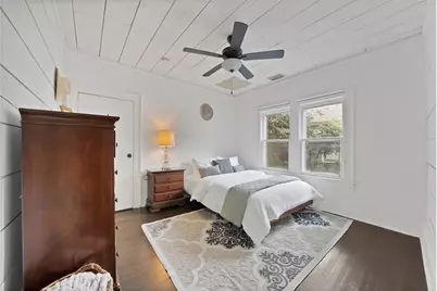 124 E 6th Street, Dallas, TX 75203 - Photo 14