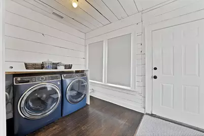 124 E 6th Street, Dallas, TX 75203 - Photo 22