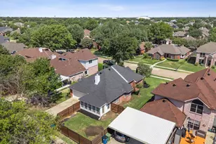 1622 Glenmore Dr, Lewisville, TX 75077 - Photo 4
