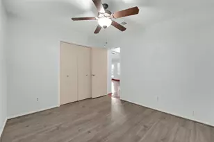 916 Pierce Arrow Dr, Arlington, TX 76001 - Photo 16