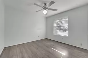 916 Pierce Arrow Dr, Arlington, TX 76001 - Photo 18