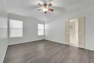 916 Pierce Arrow Dr, Arlington, TX 76001 - Photo 20