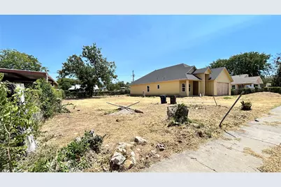 3613 College Avenue, Fort Worth, TX 76110 - Photo 2