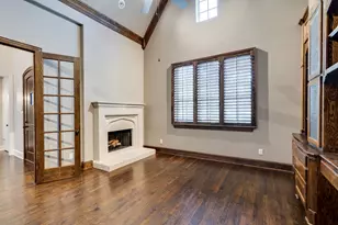 5000 Dickens Ln, Carrollton, TX 75010 - Photo 4
