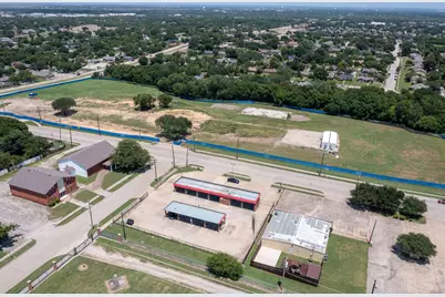 2115 Dairy Road, Garland, TX 75041 - Photo 8