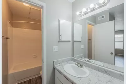 1122 Millview Drive #1106, Arlington, TX 76012 - Photo 4