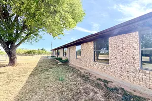 211 Fm 3023 S, Goldthwaite, TX 76844 - Photo 36