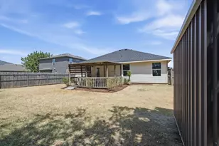 300 Deer Run Dr, Sanger, TX 76266 - Photo 26