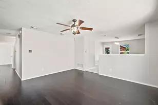 300 Deer Run Dr, Sanger, TX 76266 - Photo 8