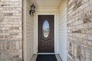300 Deer Run Dr, Sanger, TX 76266 - Photo 4