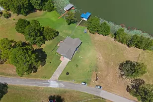7581 E Lake Dr, Murchison, TX 75778 - Photo 2