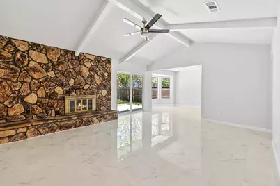 805 Salem Drive, Arlington, TX 76014 - Photo 6
