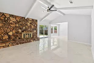 805 Salem Dr, Arlington, TX 76014 - Photo 6