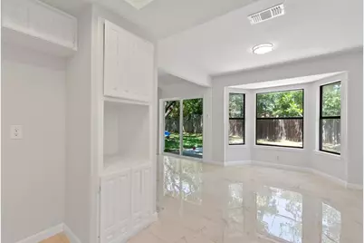 805 Salem Drive, Arlington, TX 76014 - Photo 16