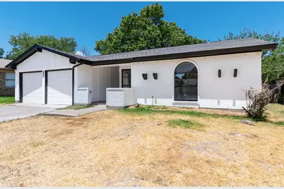 805 Salem Drive, Arlington, TX 76014 - Photo 2