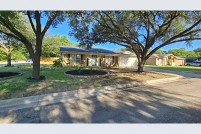 5660 Conlin Drive, Fort Worth, TX 76134 - Photo 10